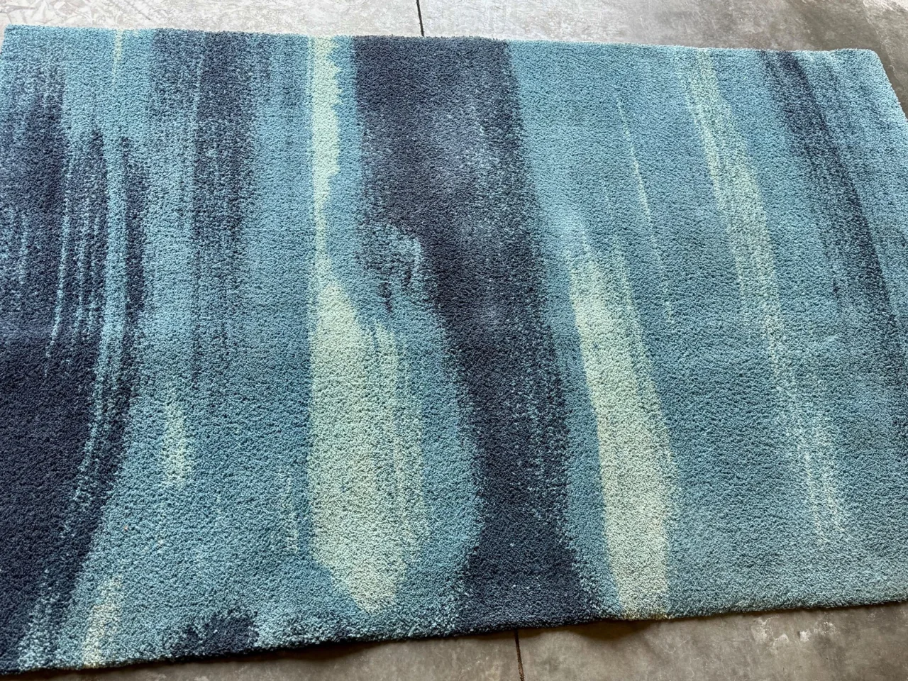 Ocean-blue shag rug after cleaning, Camas, WA